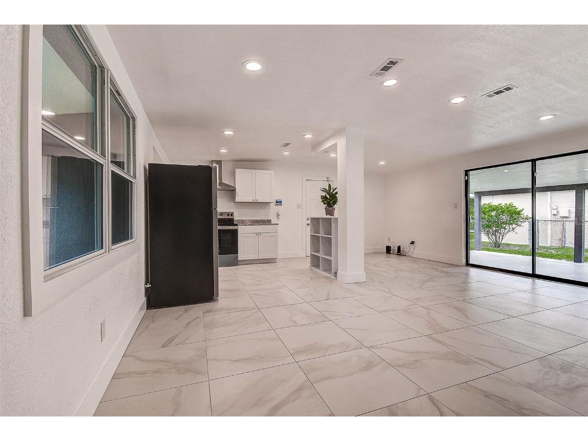 3722 E Idlewild Avenue Tampa FL 33610 TB8405008 image6