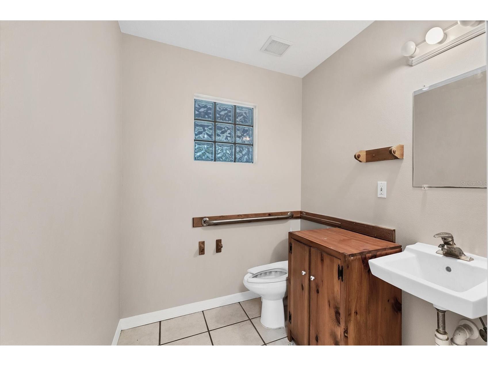 37220 Glenwood Avenue Myakka City FL 34251 A4675359 image20