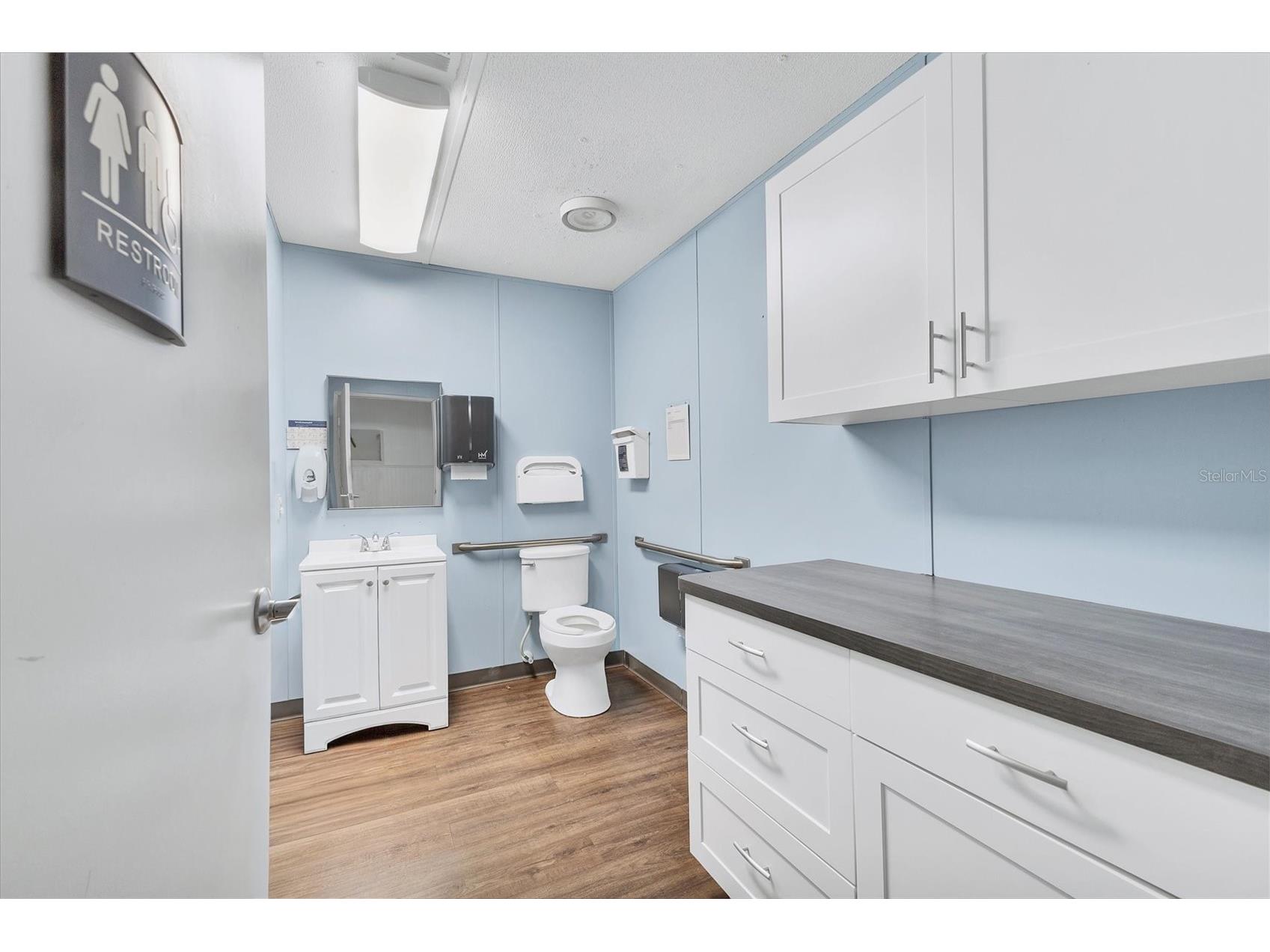 37220 Glenwood Avenue Myakka City FL 34251 A4675359 image30