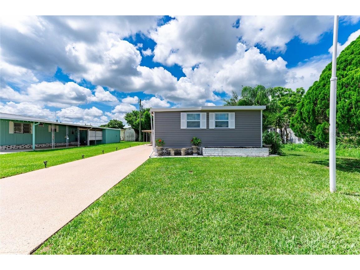 37222 Cora Avenue Zephyrhills FL 33542 T3545417 image1