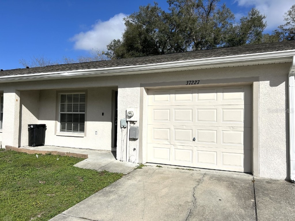 37227 Grassy Hill Lane Dade City FL 33525 T3497695 image1