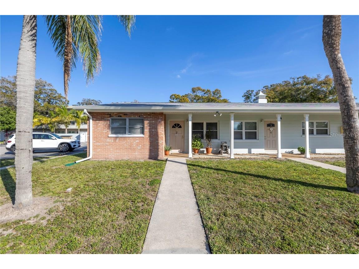 3723 59th Street N #7 Saint Petersburg FL 33710 U8224958 image1