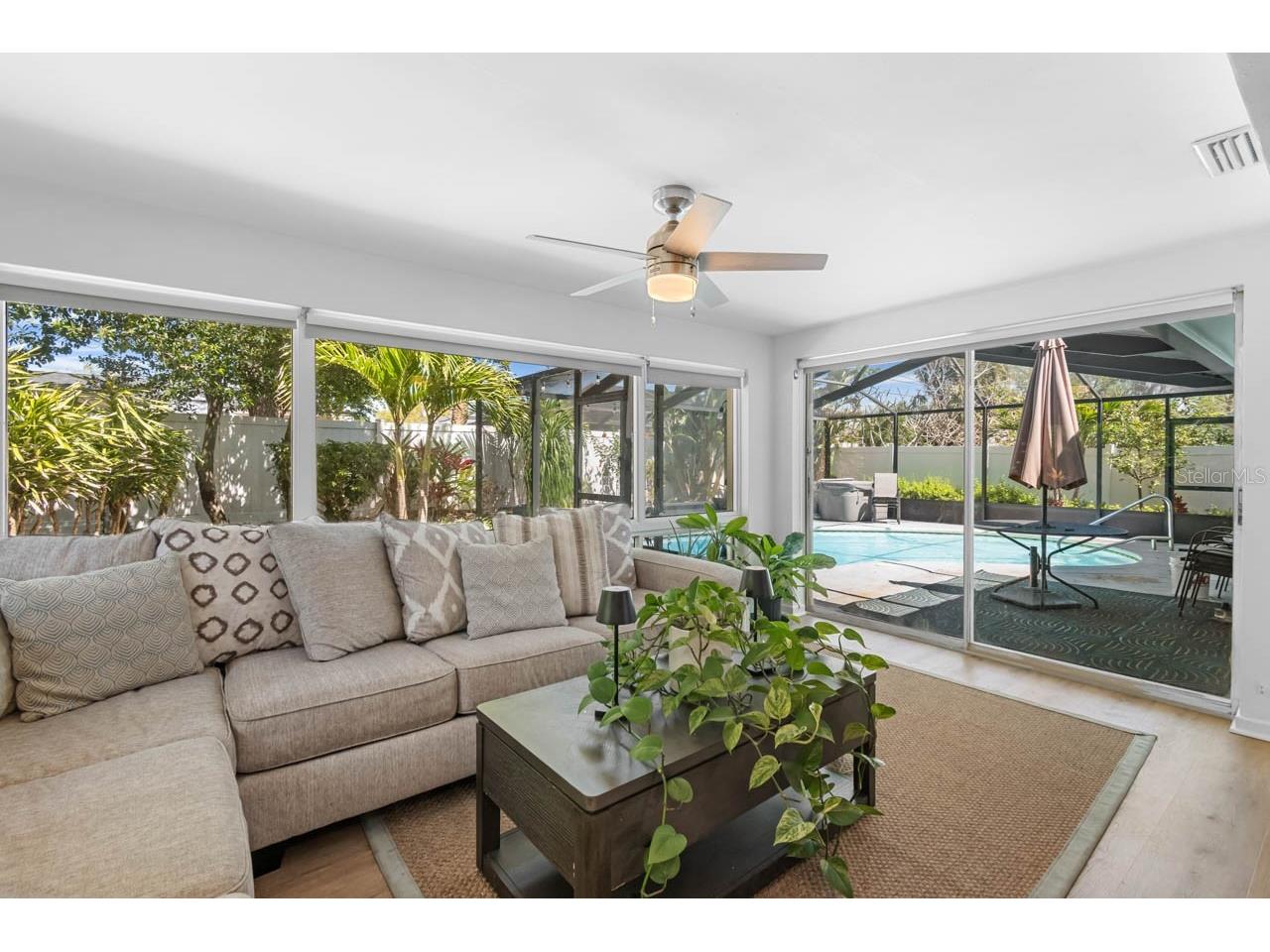 3723 Orchard Grove Lane Largo FL 33770 TB8489074 image6