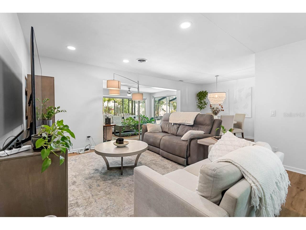 3723 Orchard Grove Lane Largo FL 33770 TB8489074 image7