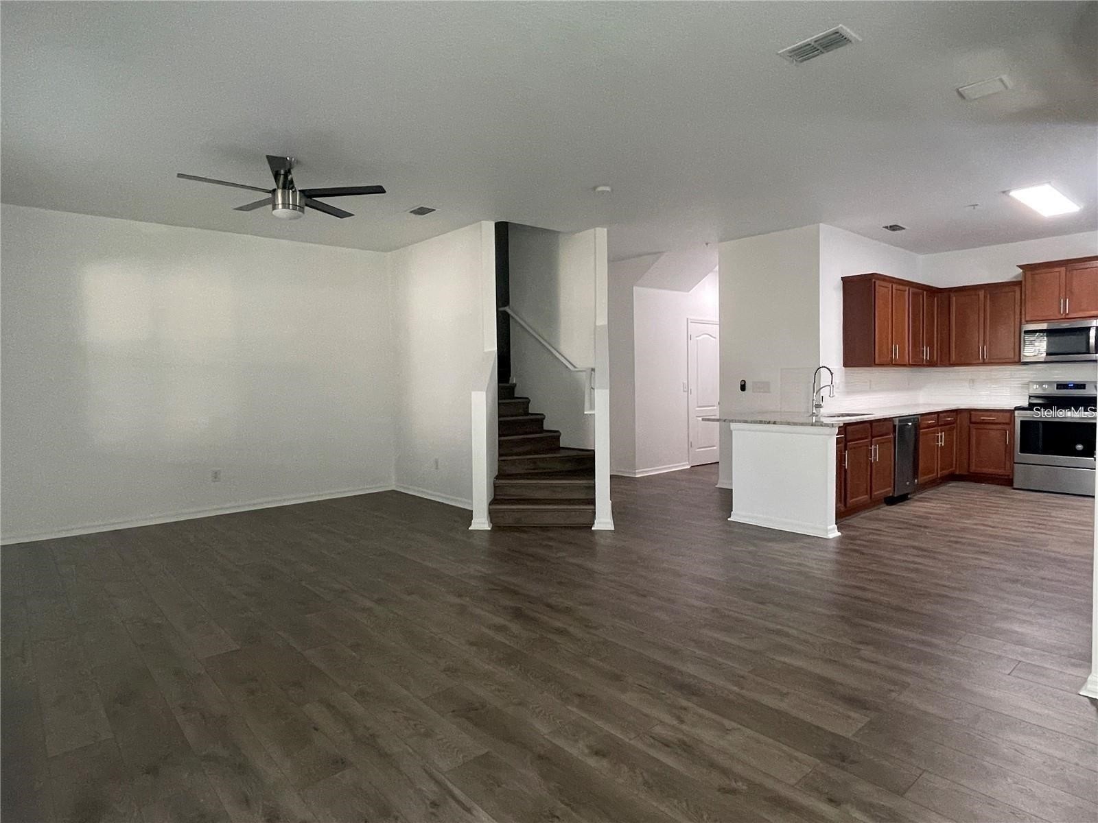 3723 Seneca Club Loop #31-102 Orlando FL 32808 O6408596 image2