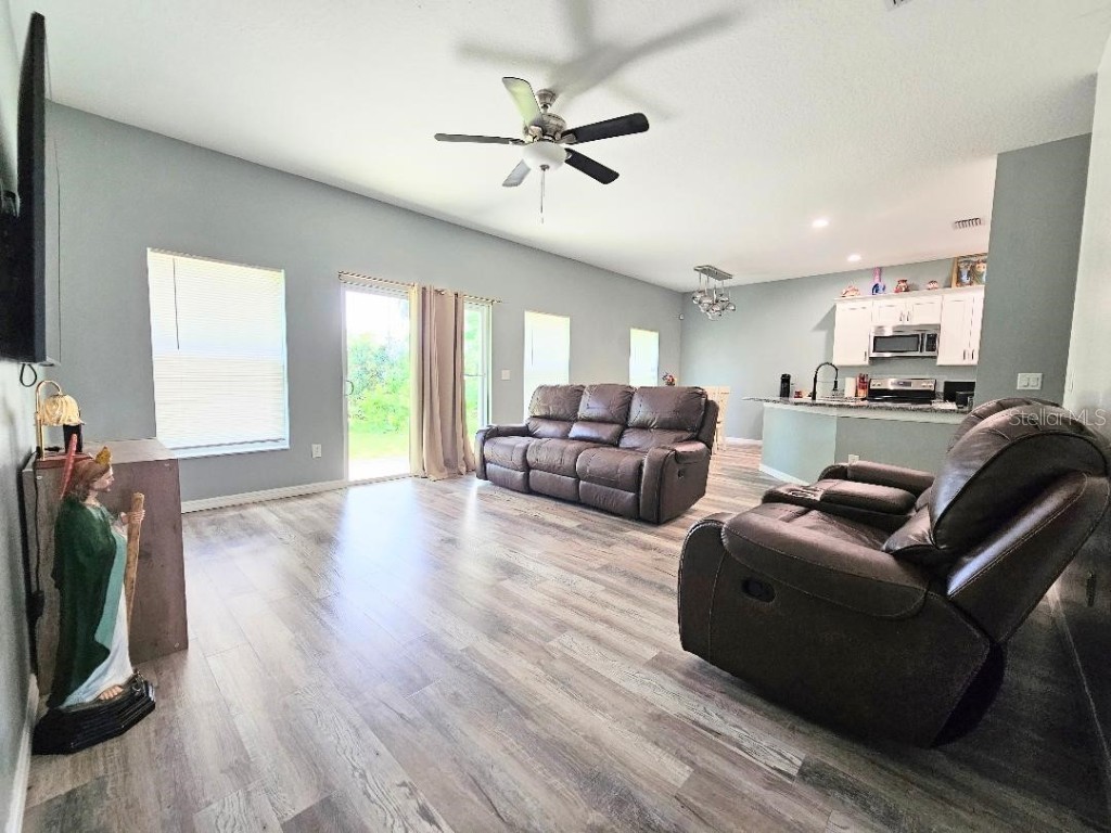 37230 Poinsettia Avenue Dade City FL 33525 TB8386264 image4