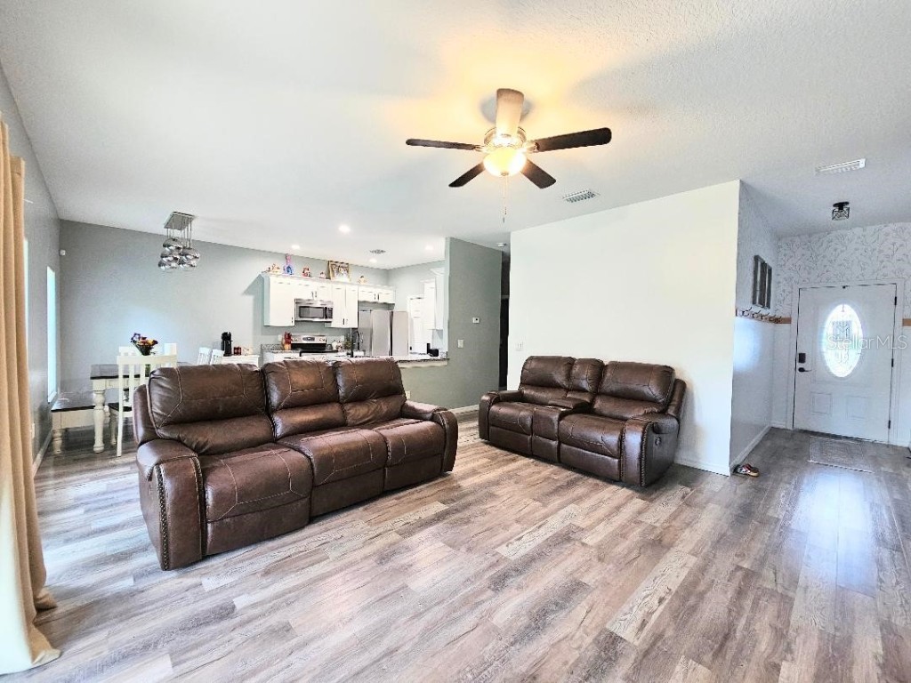 37230 Poinsettia Avenue Dade City FL 33525 TB8386264 image9