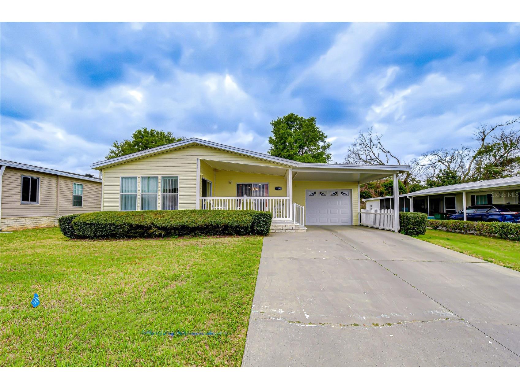 37232 Neukom Avenue Zephyrhills FL 33541 TB8488873 image1