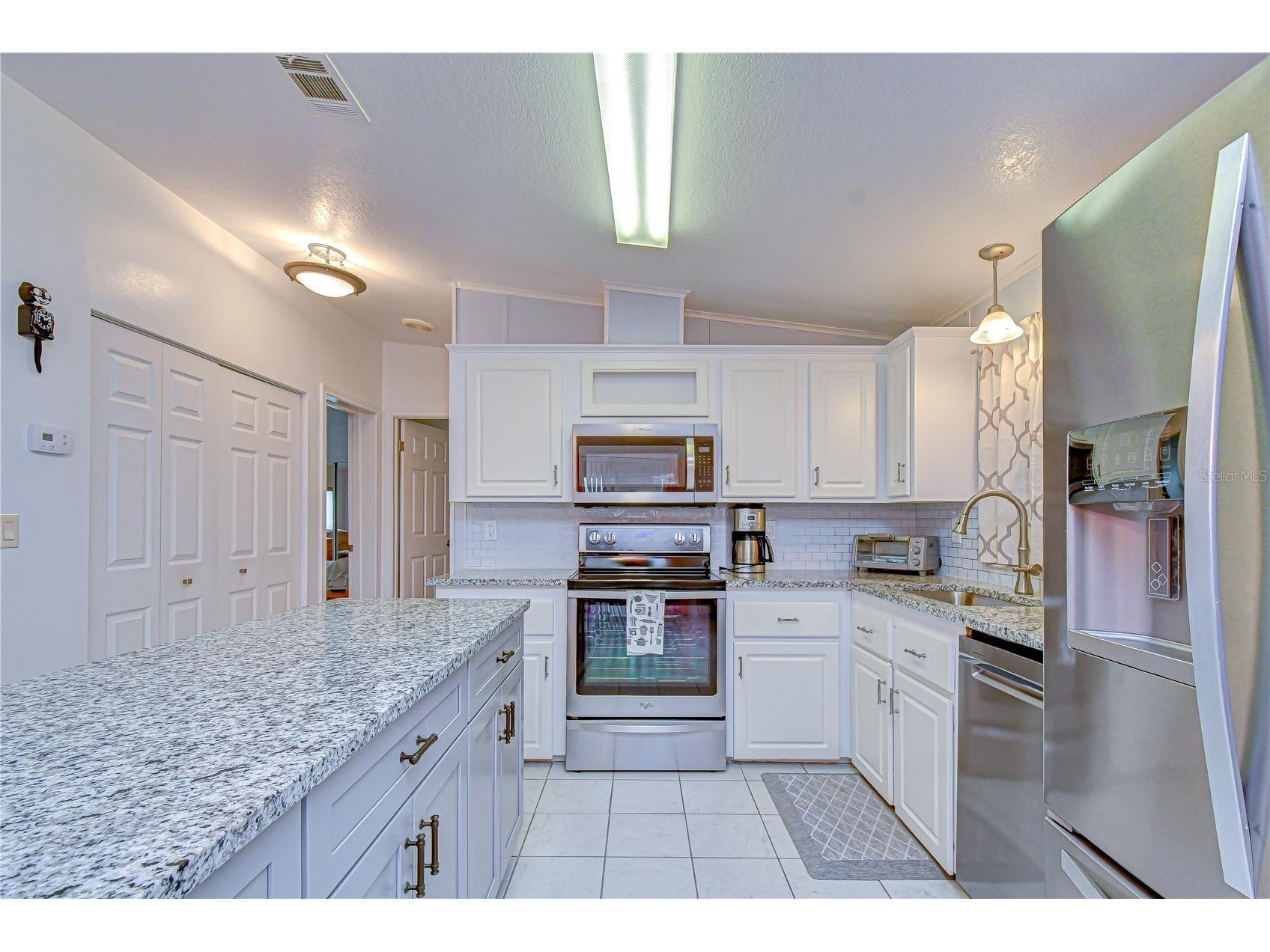 37232 Neukom Avenue Zephyrhills FL 33541 TB8488873 image13