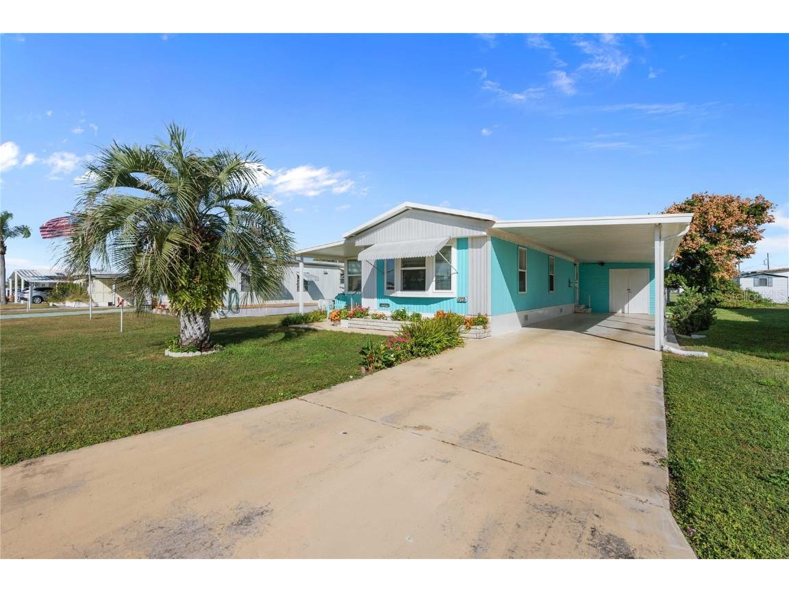 37235 Eileen Avenue Zephyrhills FL 33542 TB8439892 image1