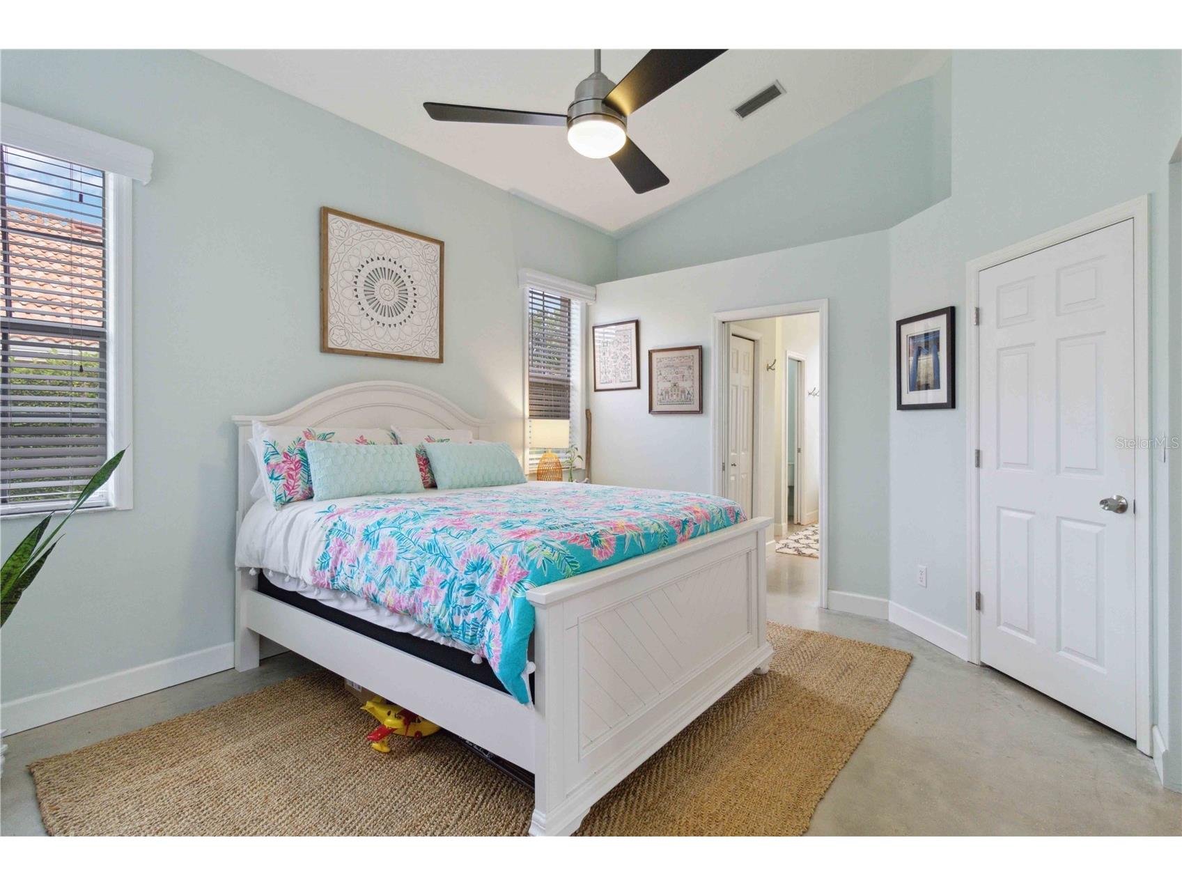 3724 71st Terrace E Sarasota FL 34243 A4692476 image20