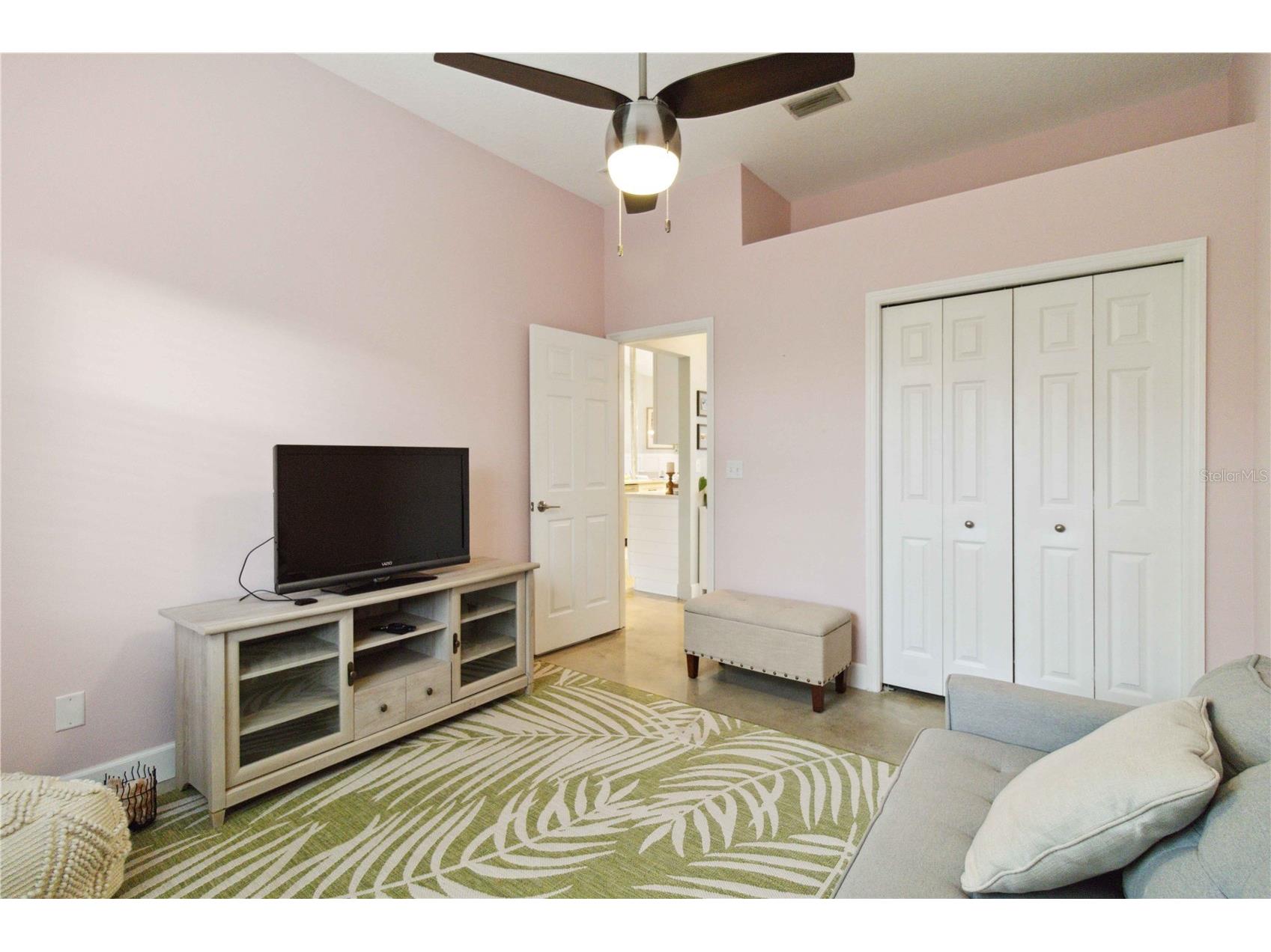 3724 71st Terrace E Sarasota FL 34243 A4692476 image25