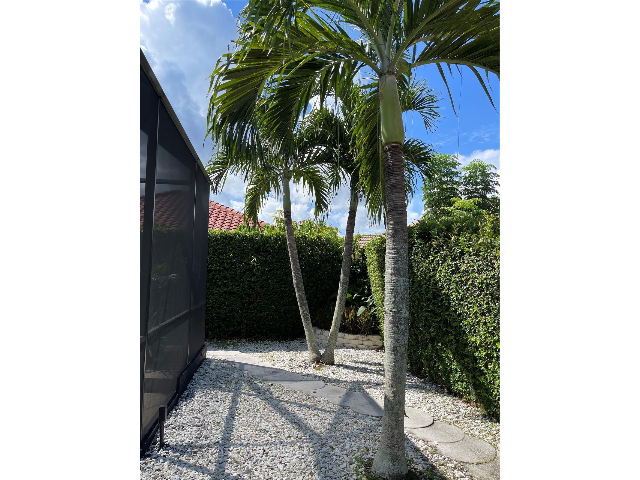 3724 71st Terrace E Sarasota FL 34243 A4692476 image37