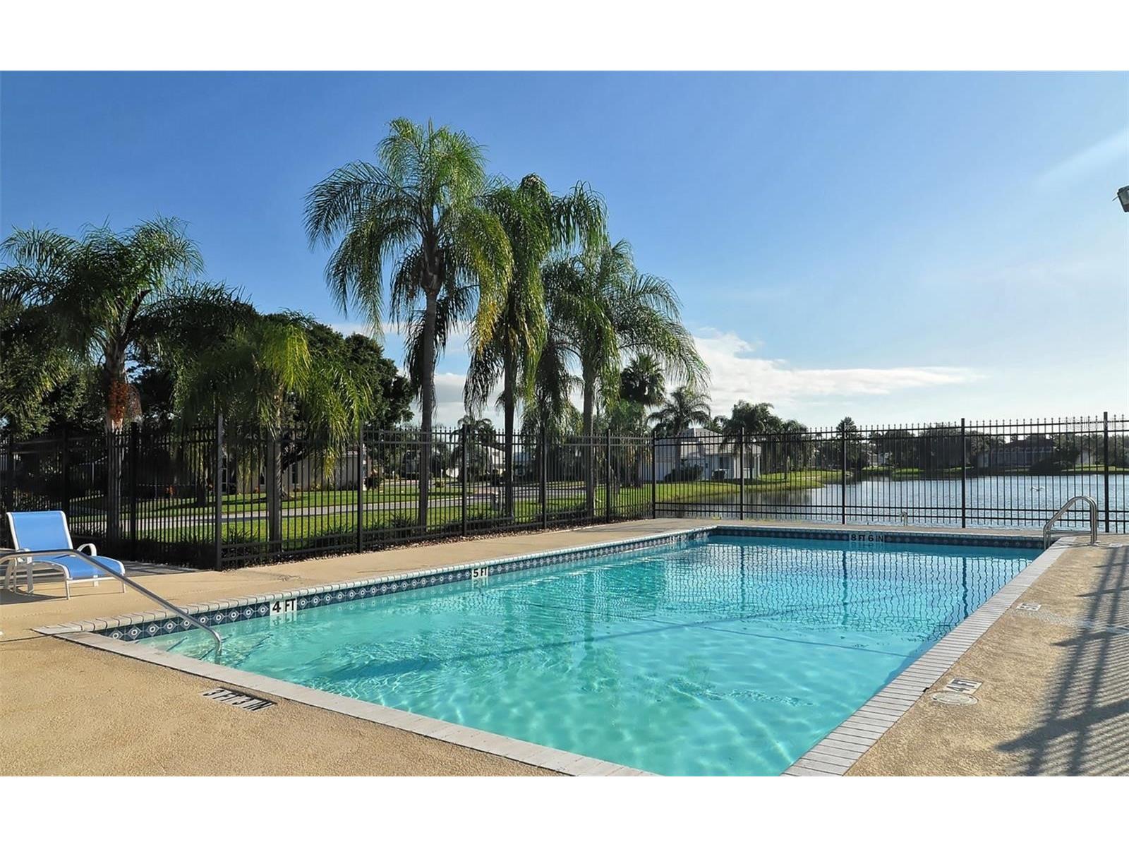 3724 71st Terrace E Sarasota FL 34243 A4692476 image41