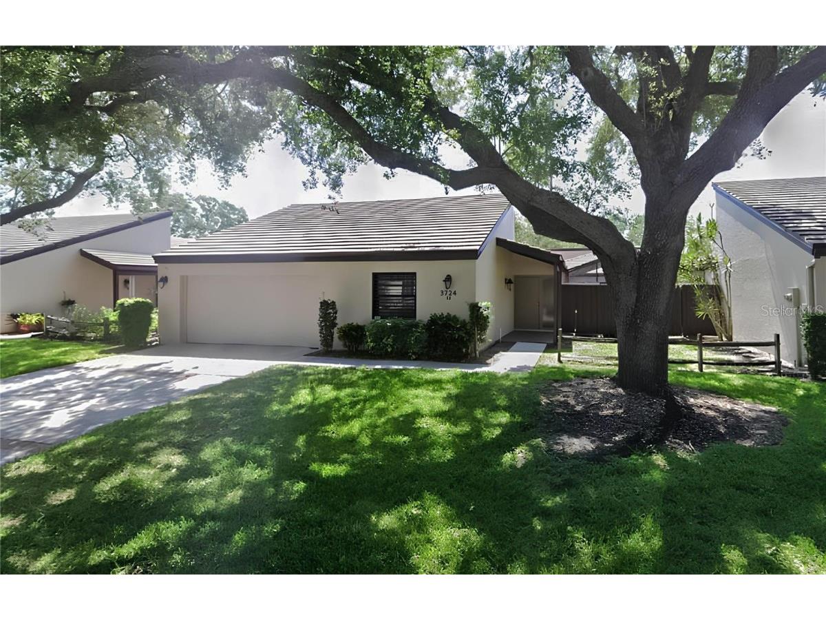 3724 Glen Oaks Manor Drive Sarasota FL 34232 A4670427 image1