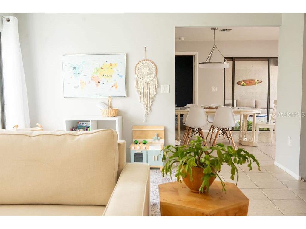 3724 Glen Oaks Manor Drive Sarasota FL 34232 A4670427 image11