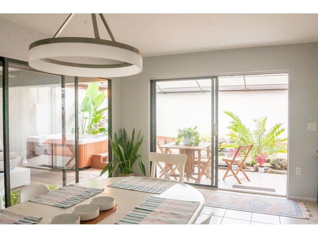 3724 Glen Oaks Manor Drive Sarasota FL 34232 A4670427 image16