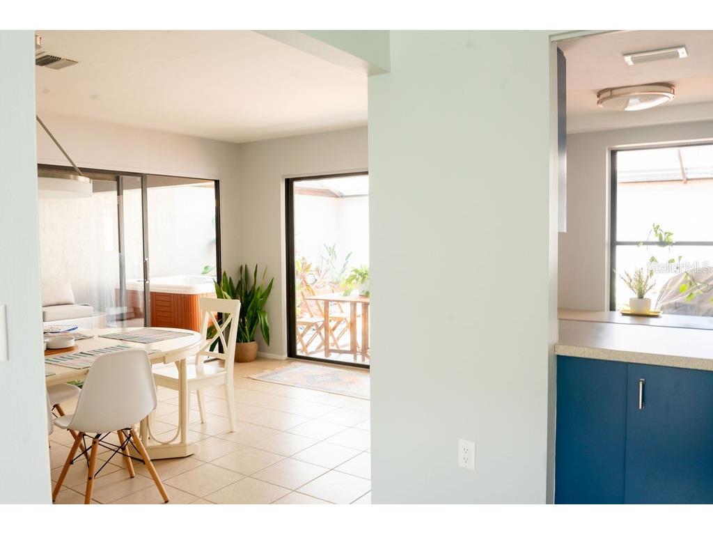 3724 Glen Oaks Manor Drive Sarasota FL 34232 A4670427 image17