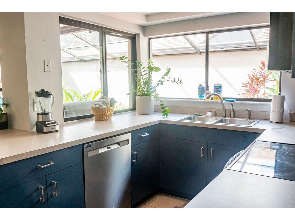 3724 Glen Oaks Manor Drive Sarasota FL 34232 A4670427 image18