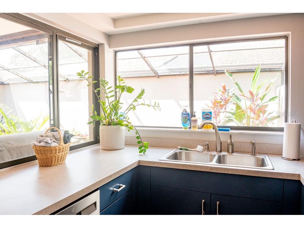 3724 Glen Oaks Manor Drive Sarasota FL 34232 A4670427 image22