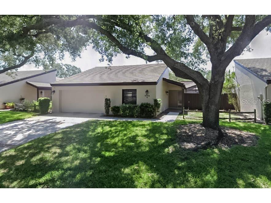 3724 Glen Oaks Manor Drive Sarasota FL 34232 A4696453 image1