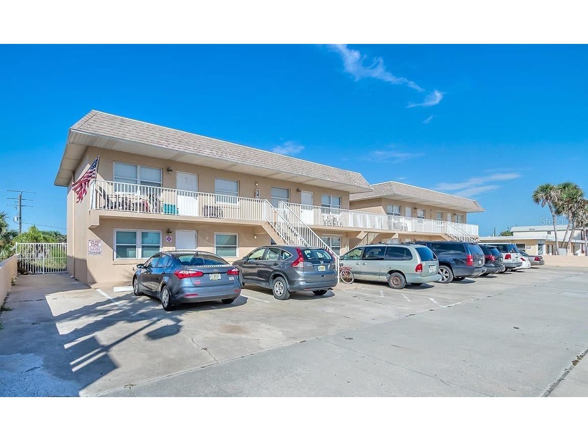 3724 S Atlantic Avenue #2 Daytona Beach Shores FL 32118 V4936631 image1