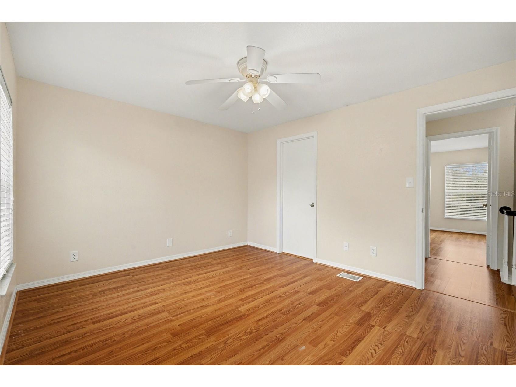 37240 Embassy Park Lane Dade City FL 33525 TB8425128 image13