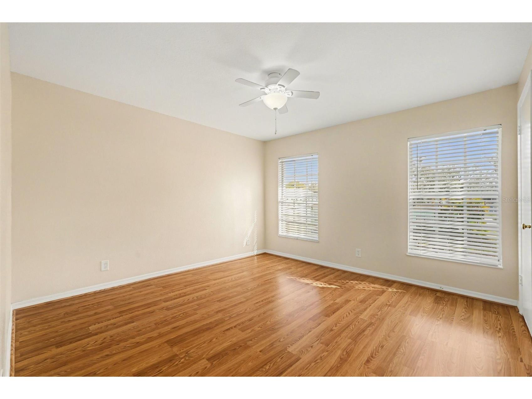 37240 Embassy Park Lane Dade City FL 33525 TB8425128 image14