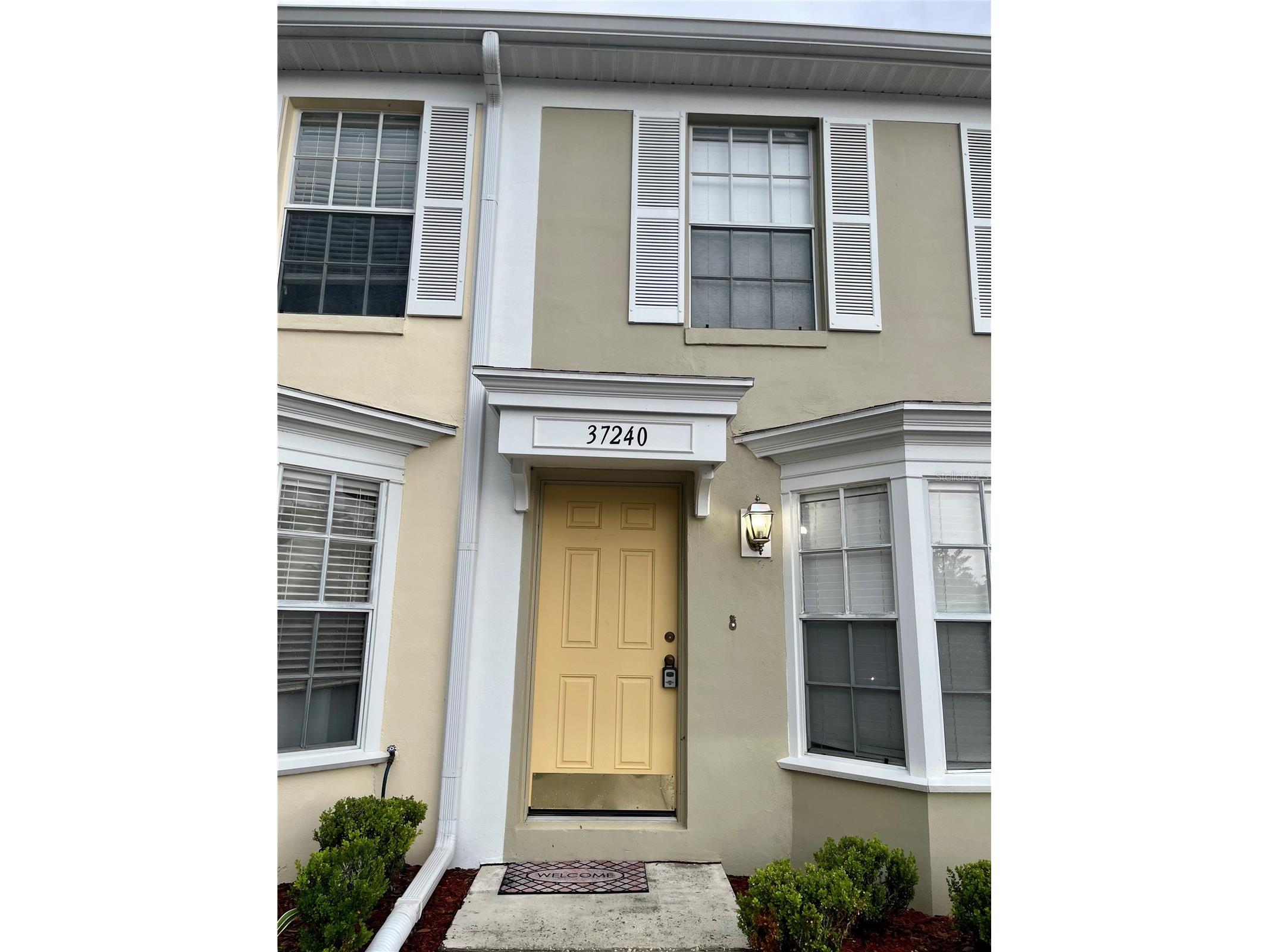 37240 Embassy Park Lane Dade City FL 33525 TB8525696 image1