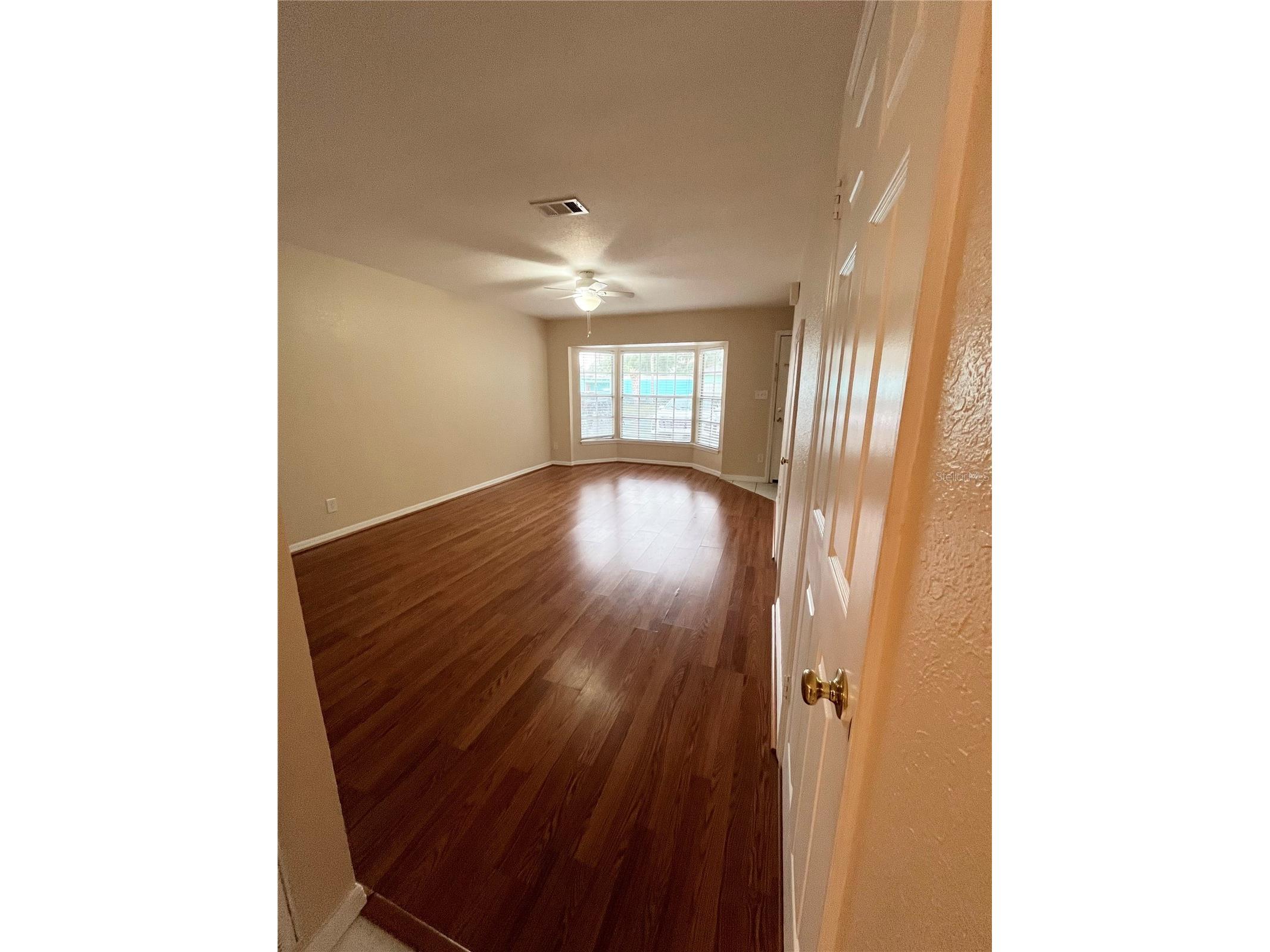 37240 Embassy Park Lane Dade City FL 33525 TB8525696 image2
