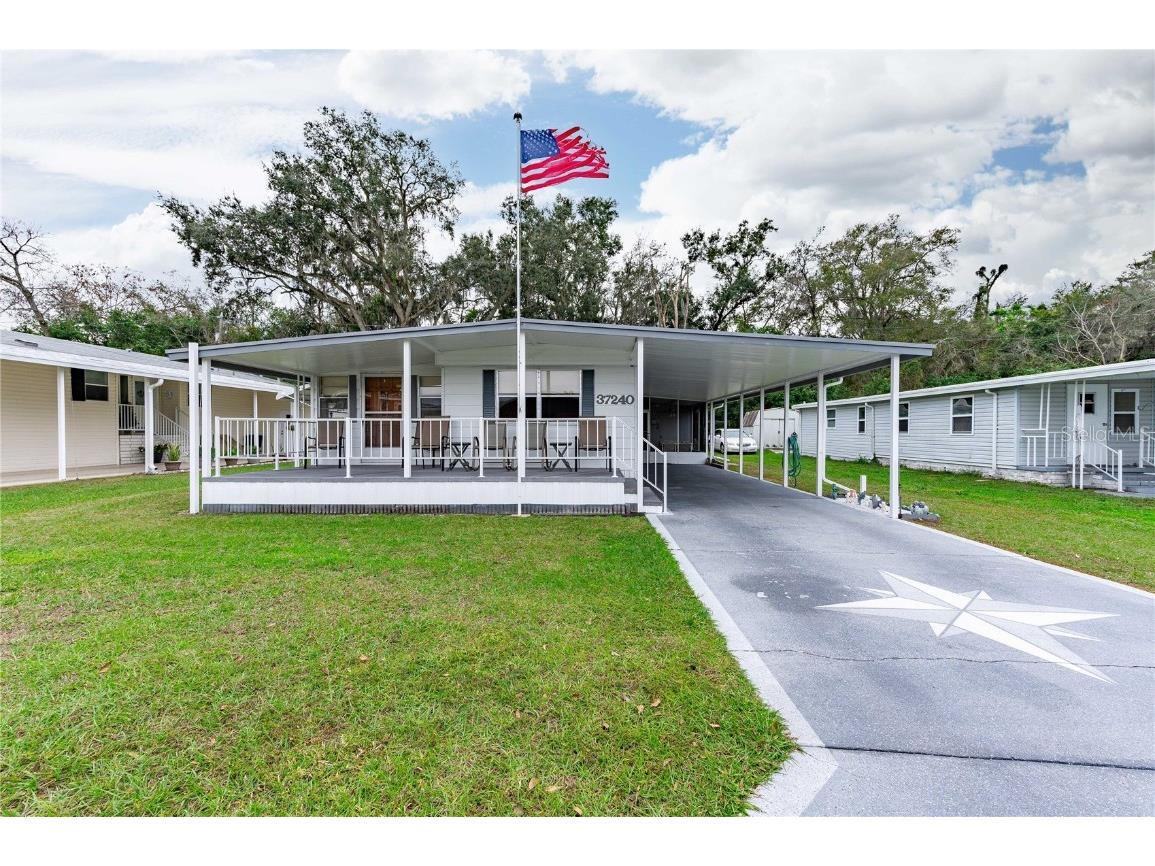 37240 Lois Avenue Zephyrhills FL 33542 T3495749 image1