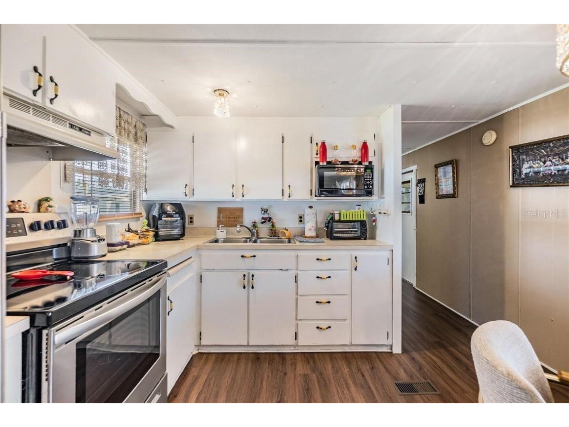 37246 Eileen Avenue Zephyrhills FL 33542 TB8360086 image7