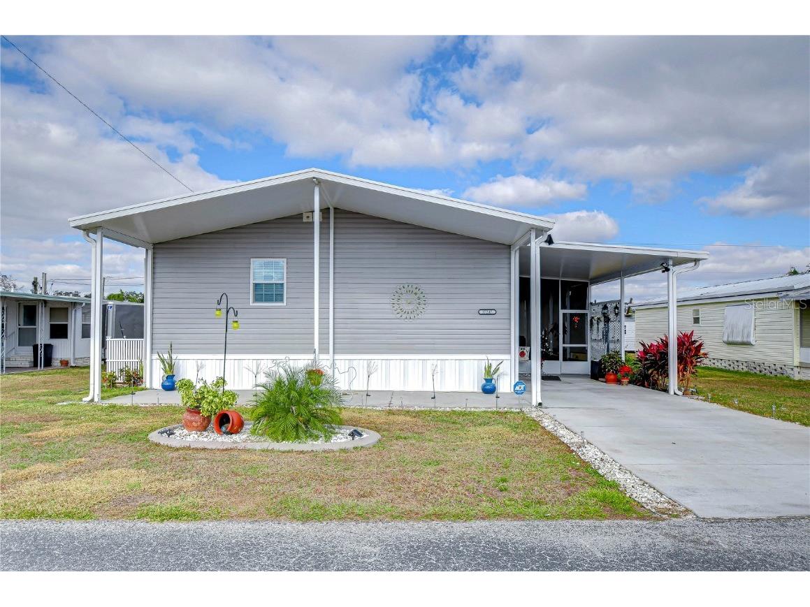 37247 Beverly Avenue Zephyrhills FL 33542 TB8330811 image1