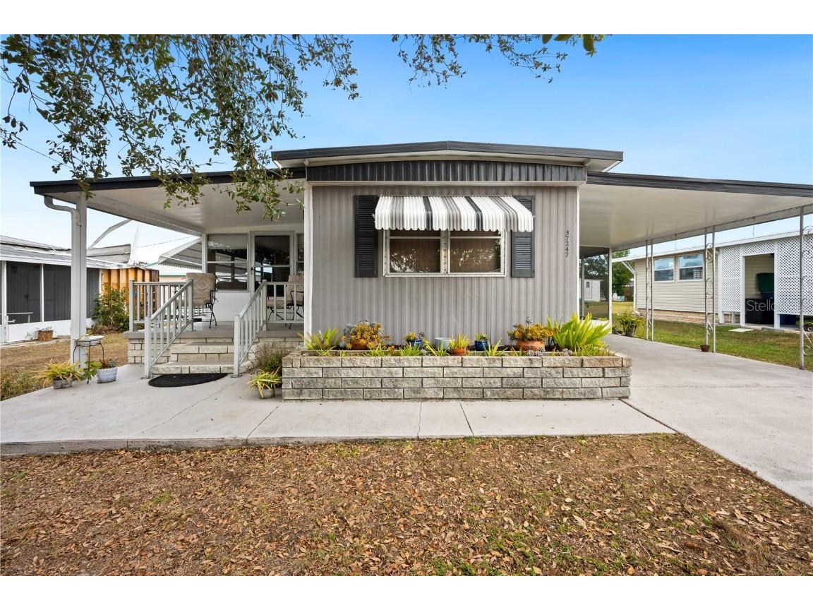 37247 Cora Avenue Zephyrhills FL 33542 TB8339563 image1