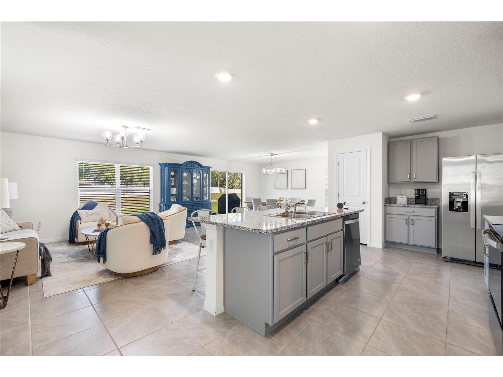 37247 Kings Crown Drive Zephyrhills FL 33541 TB8489589 image3