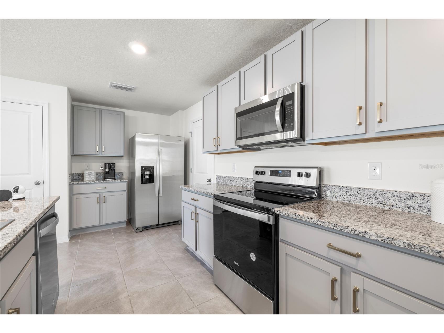 37247 Kings Crown Drive Zephyrhills FL 33541 TB8489589 image5