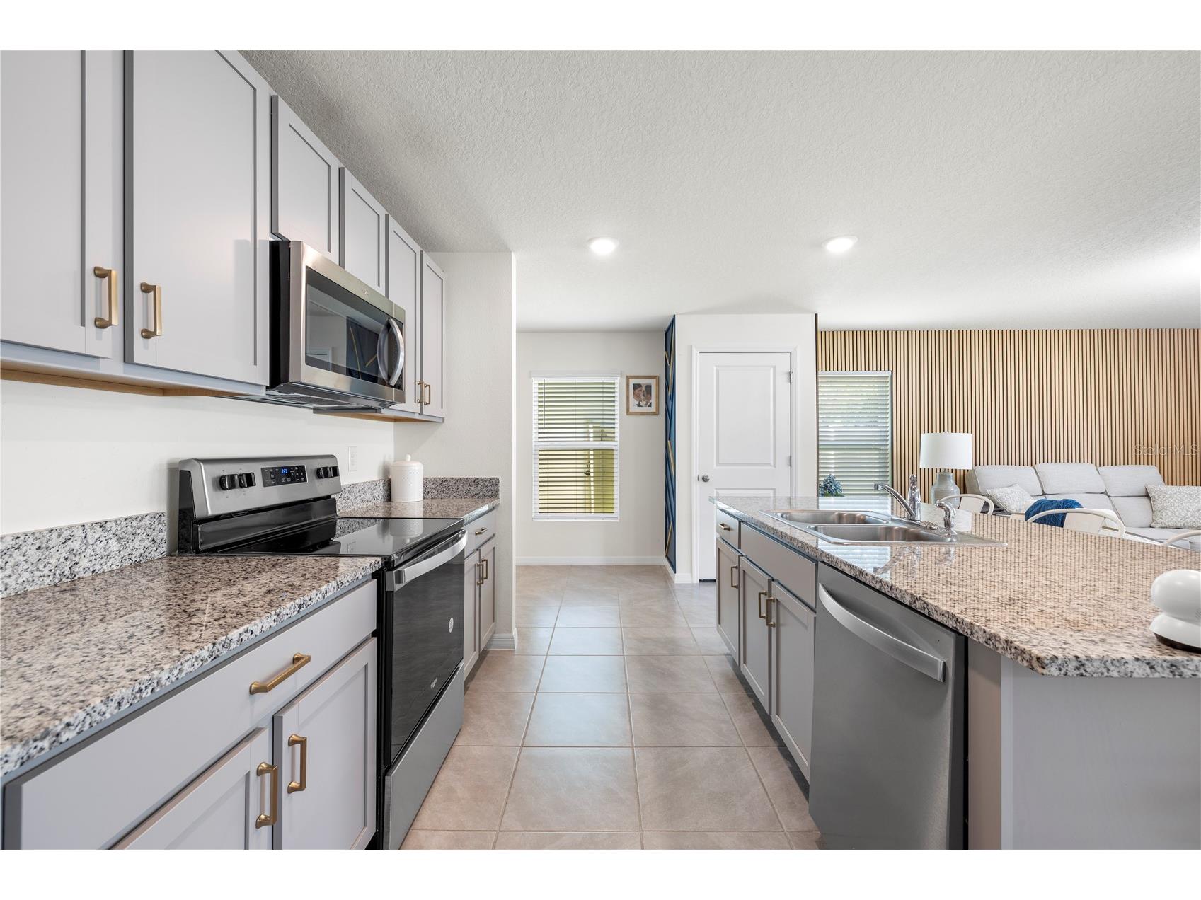 37247 Kings Crown Drive Zephyrhills FL 33541 TB8489589 image6