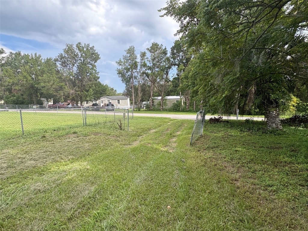 37247 Northside Drive Zephyrhills FL 33541 TB8433441 image18