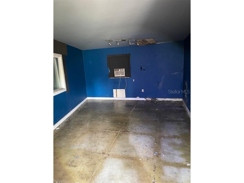 37247 Northside Drive Zephyrhills FL 33541 TB8433441 image5