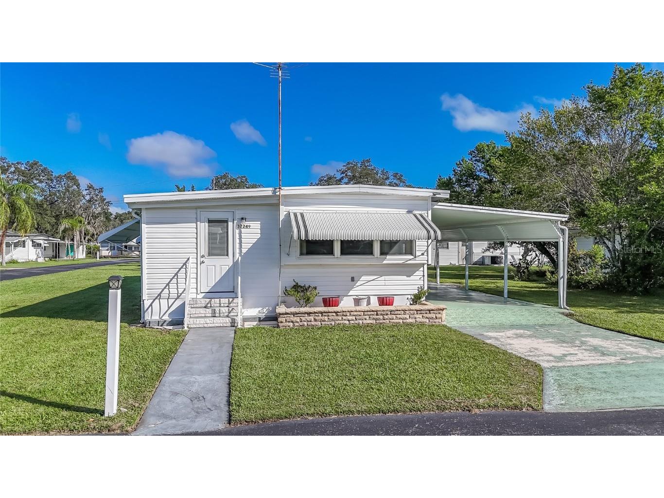 37249 Hammond Drive Zephyrhills FL 33541 TB8435862 image1