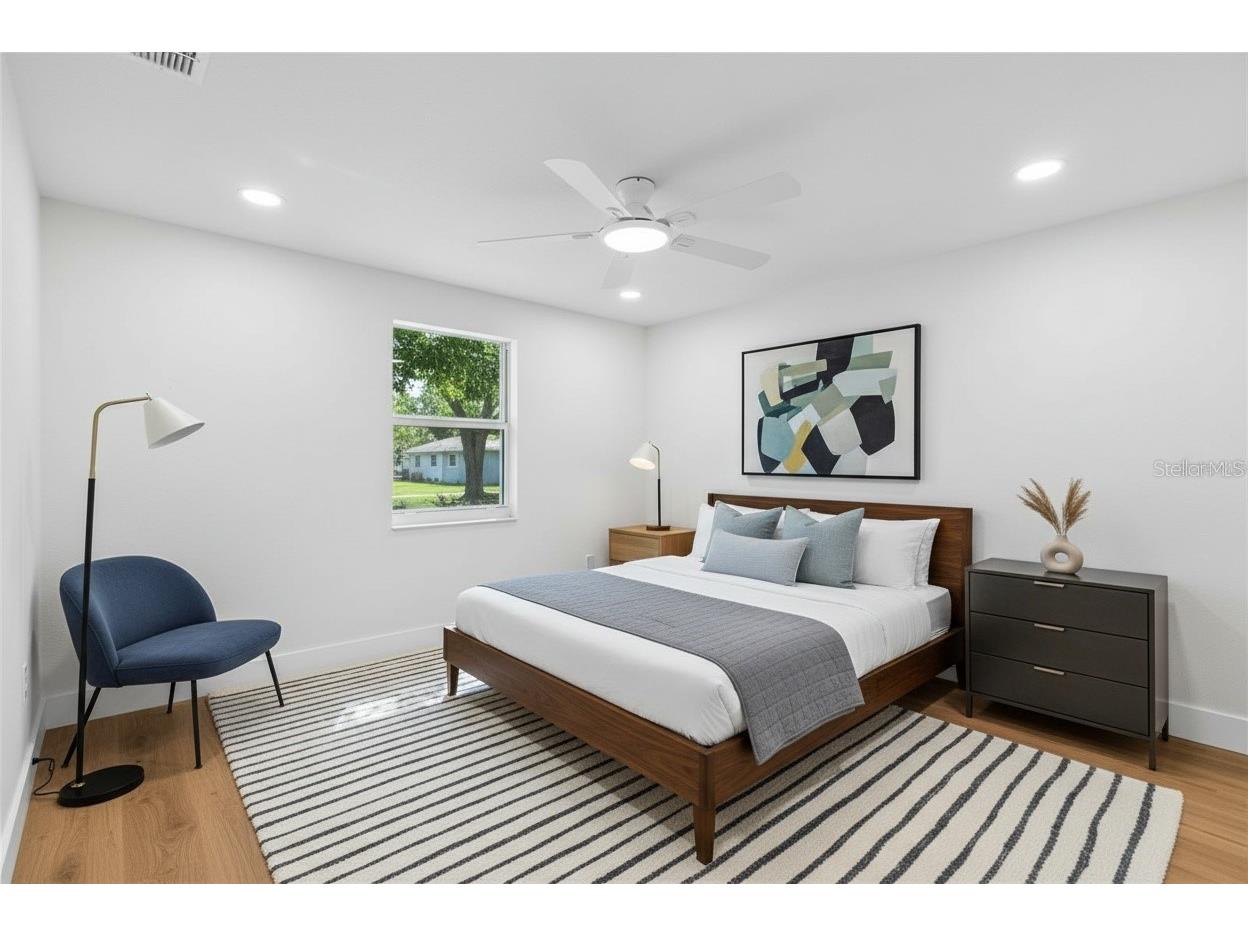 3725 Ambermist Drive Tampa FL 33619 TB8515572 image18