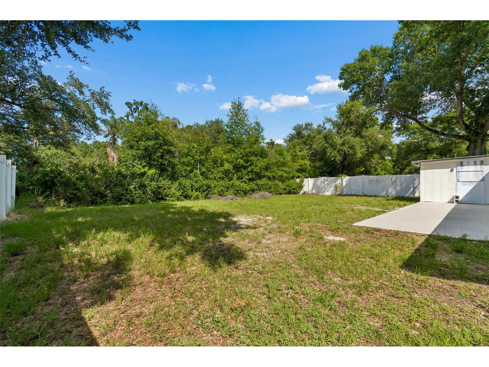 3725 Ambermist Drive Tampa FL 33619 TB8515572 image37