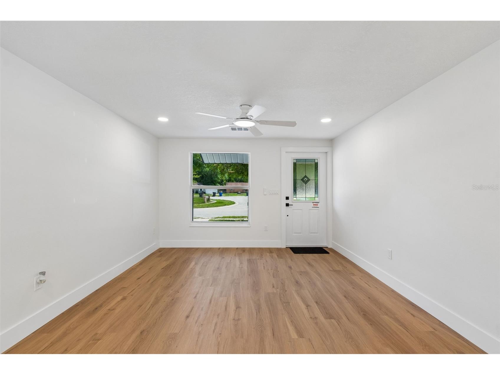 3725 Ambermist Drive Tampa FL 33619 TB8515572 image9
