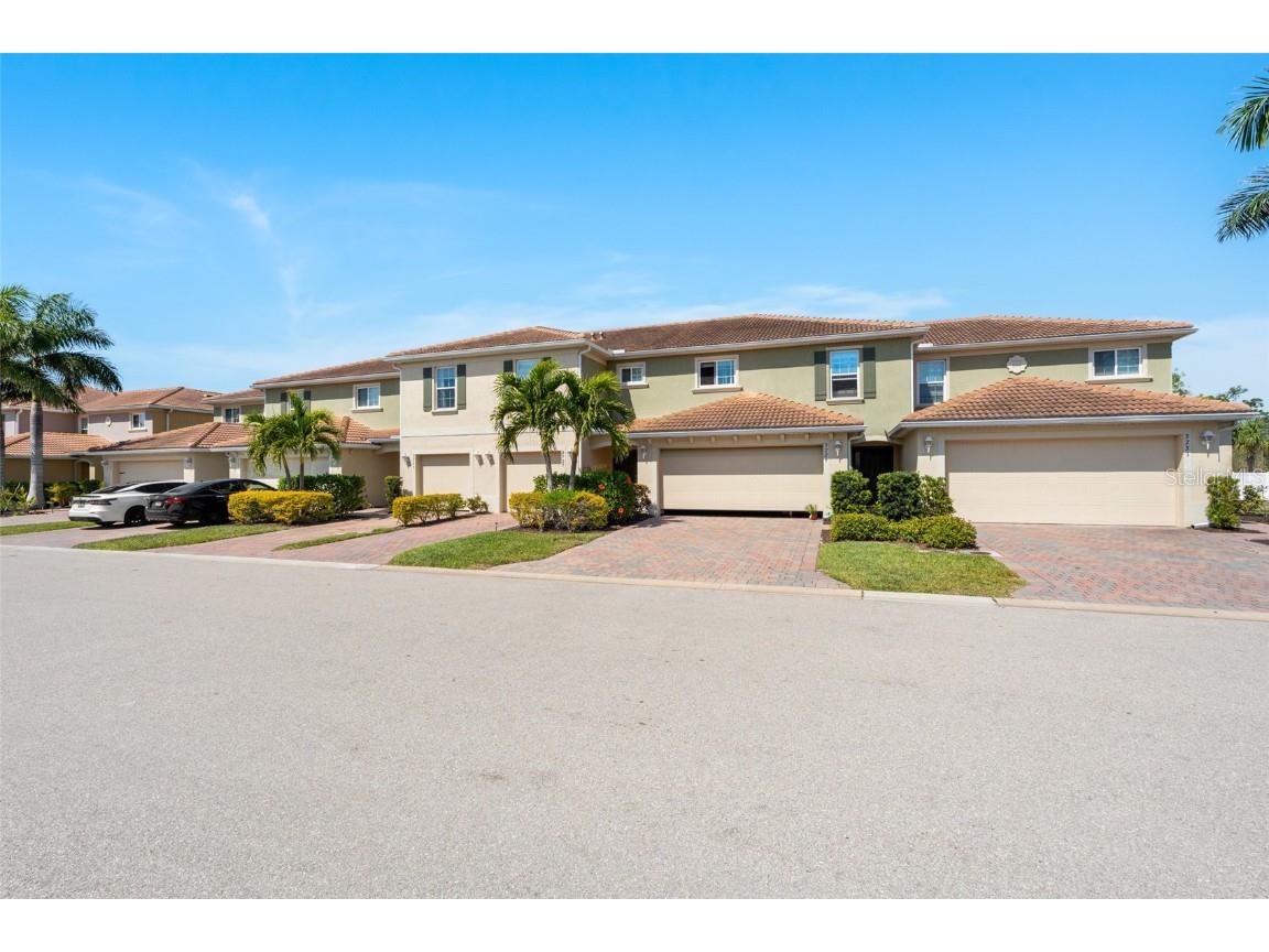 3725 Crofton Court Fort Myers FL 33916 C7506589 image4