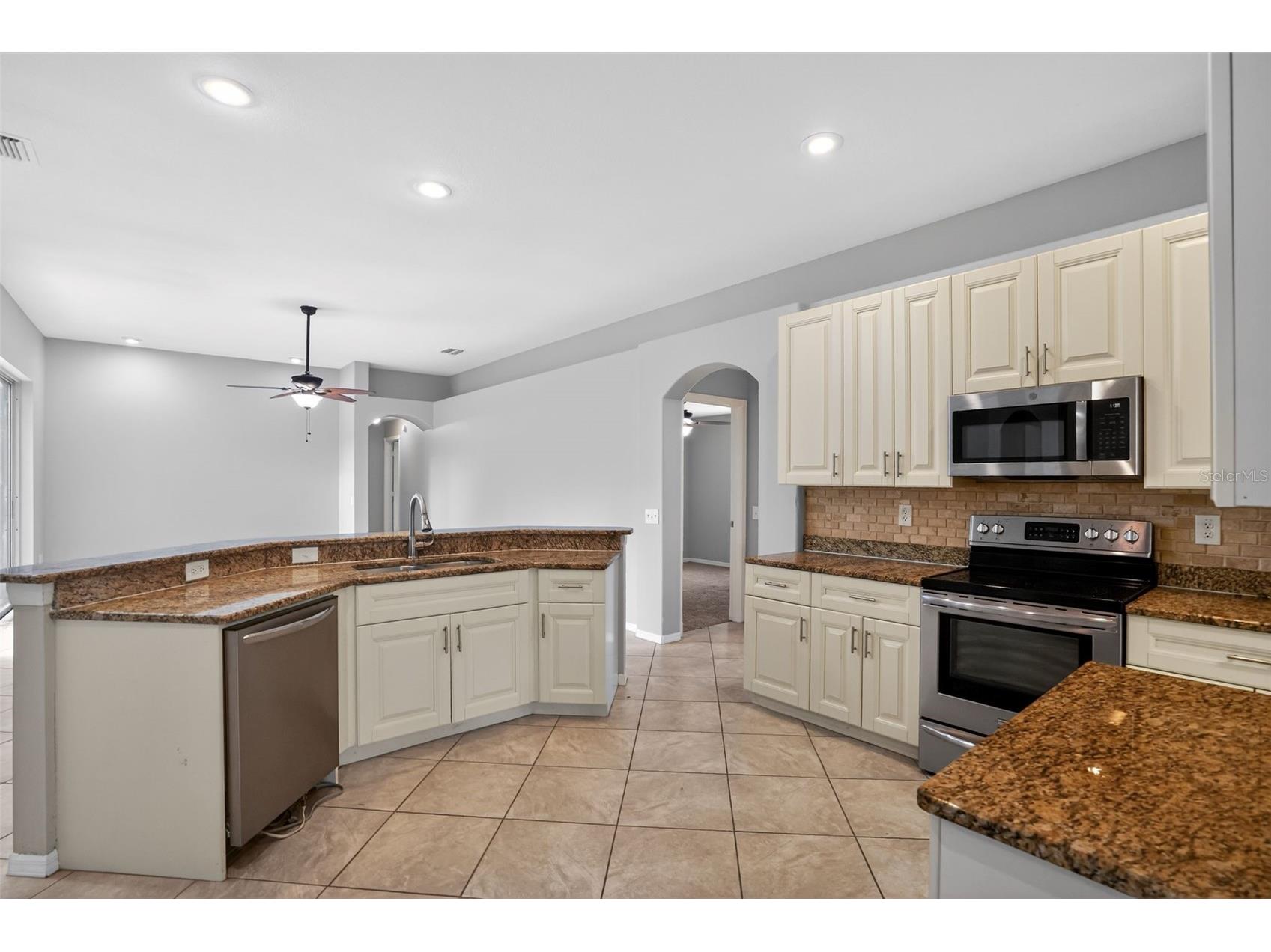 3725 Hollow Wood Drive Valrico FL 33596 TB8493518 image19
