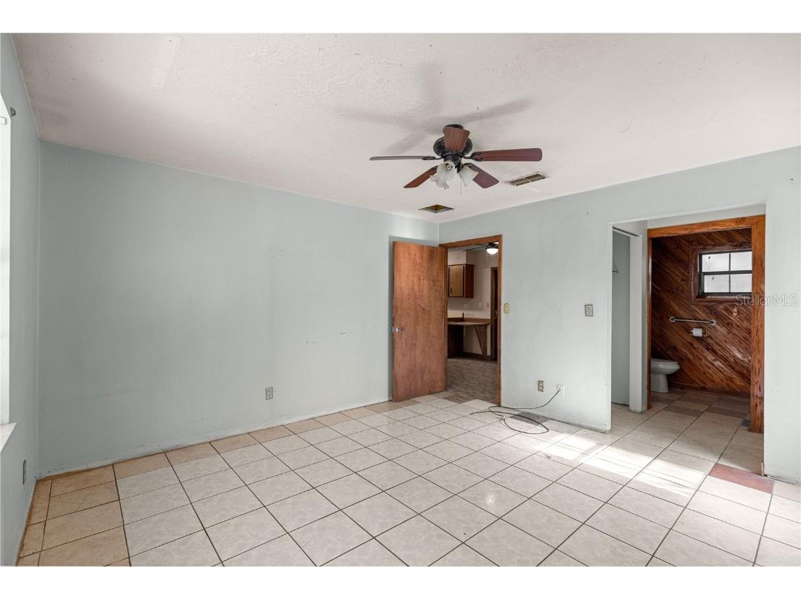 3725 NE 18th Avenue Ocala FL 34479 OM706558 image11