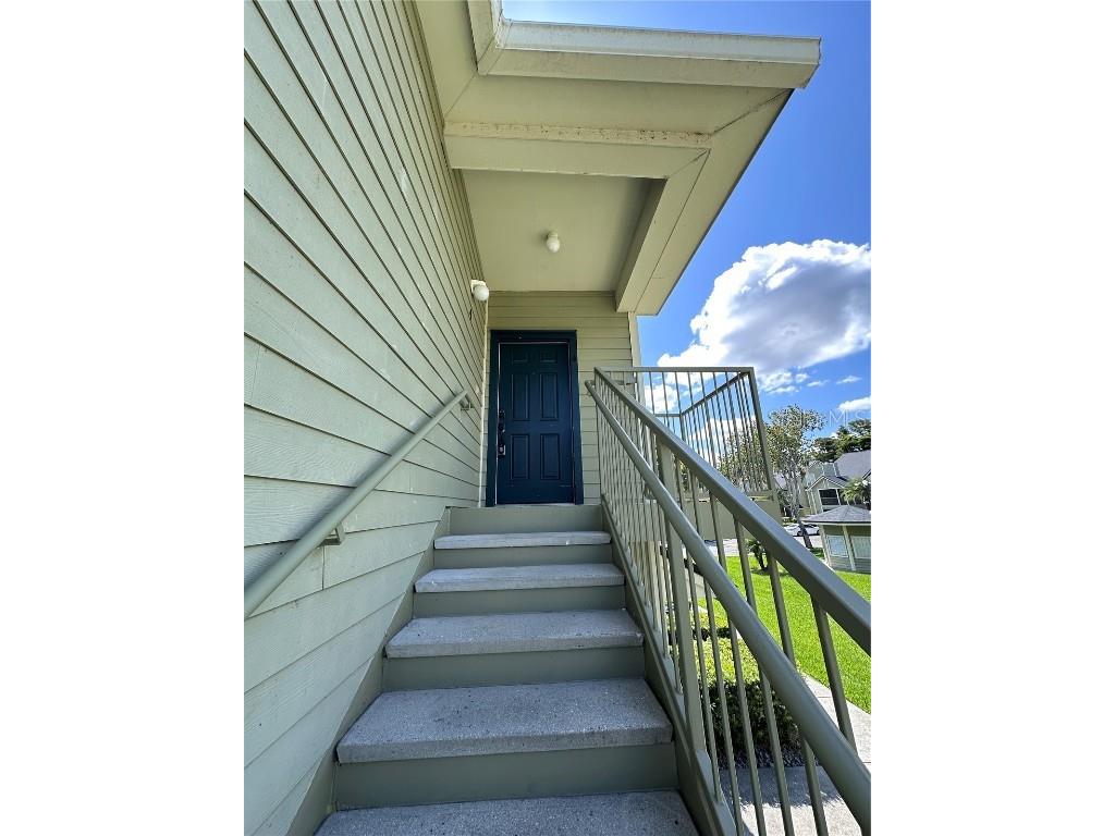 3725 S Lake Orlando Parkway #4 Orlando FL 32808 O6328529 image1