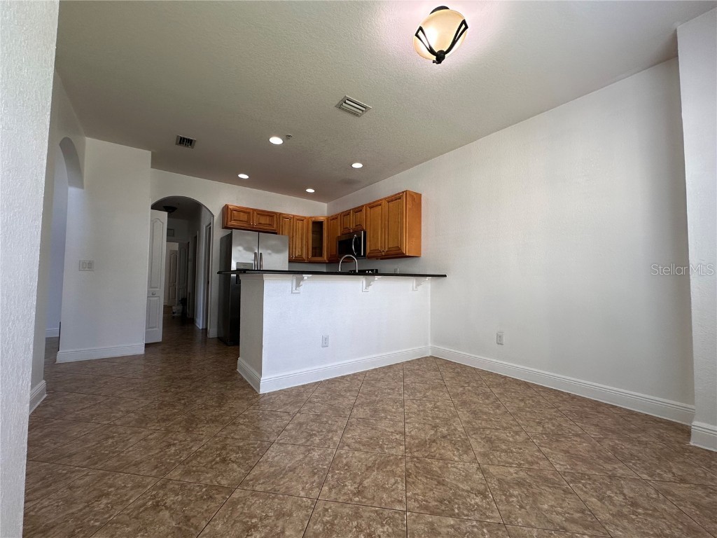 3725 S Lake Orlando Parkway #4 Orlando FL 32808 O6328529 image2