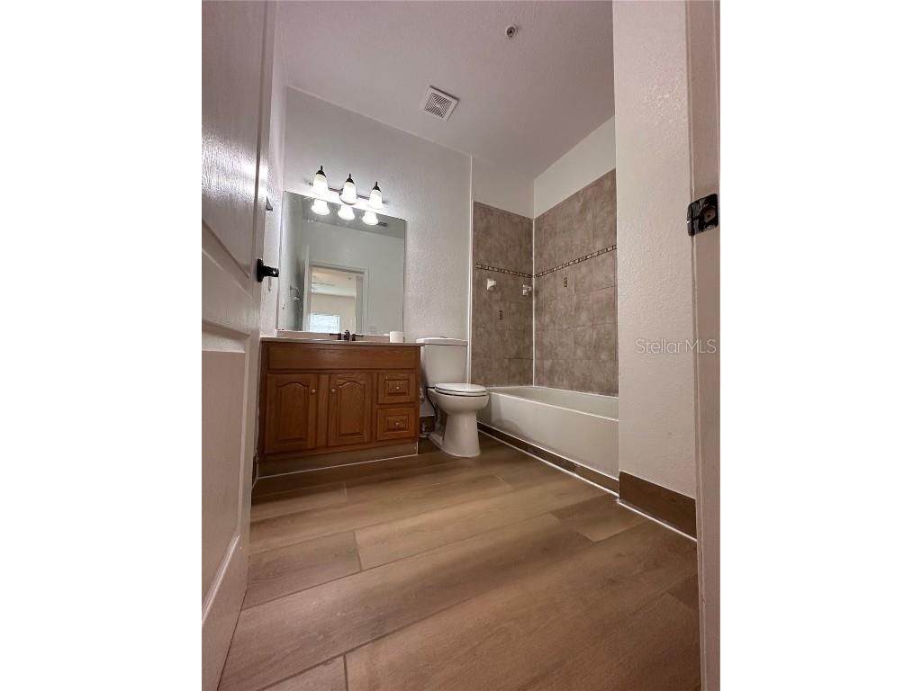 3725 S Lake Orlando Parkway #4 Orlando FL 32808 O6328529 image20