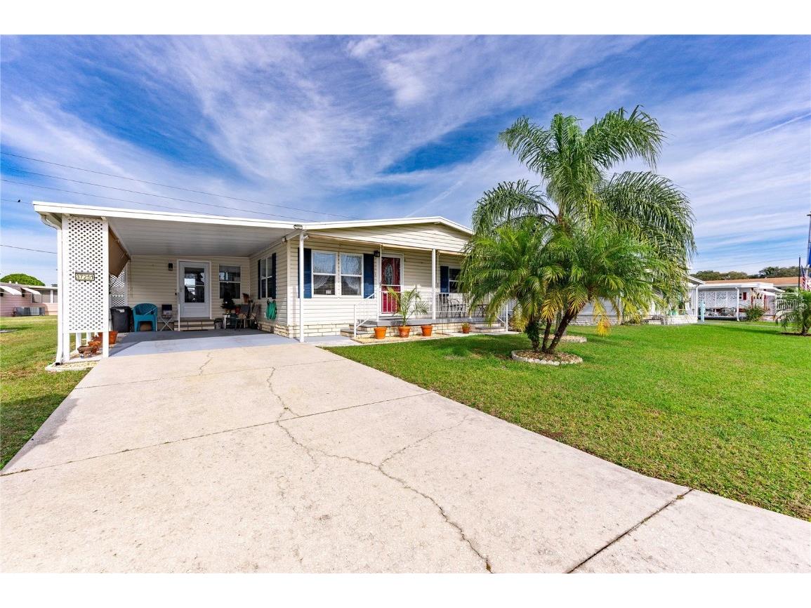 37251 Cora Avenue Zephyrhills FL 33542 T3497120 image1